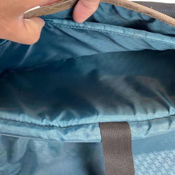 Solo New York Urban Nomad Laptop Messenger in Gray Plaid Shoulder Strap - Picture 8 of 16